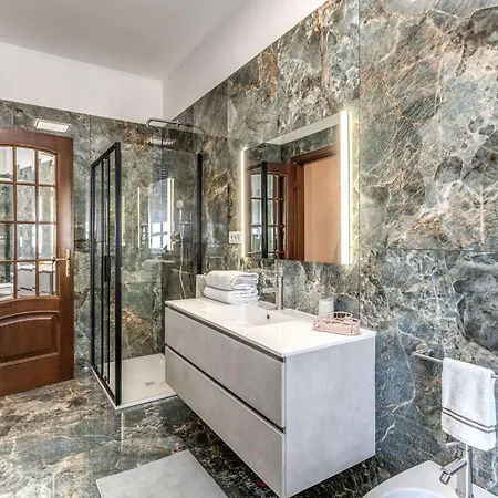 Vatican Roumanis Luxury * Ρώμη