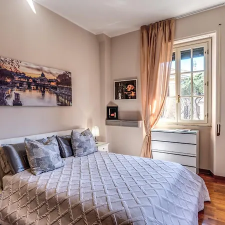 Vatican Roumanis Luxury Ρώμη