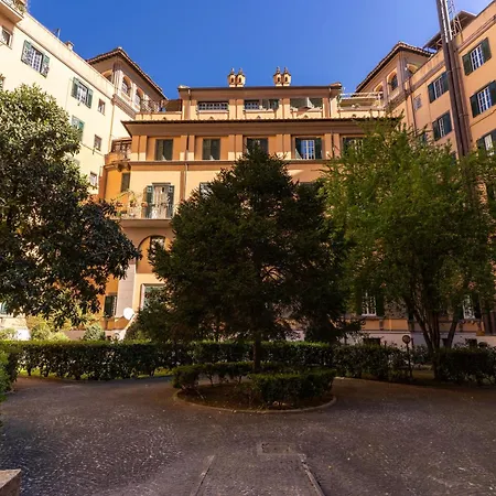 Apartment Vatican Roumanis Luxury *